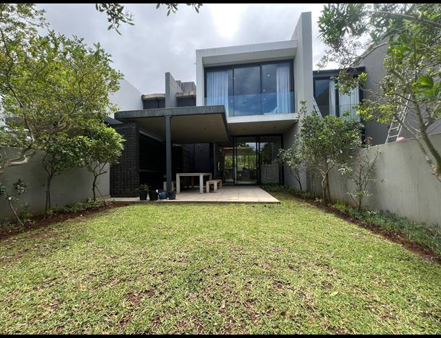 3 BEDROOM FREEHOLD FOR SALE IN SIBAYA PRECINCT